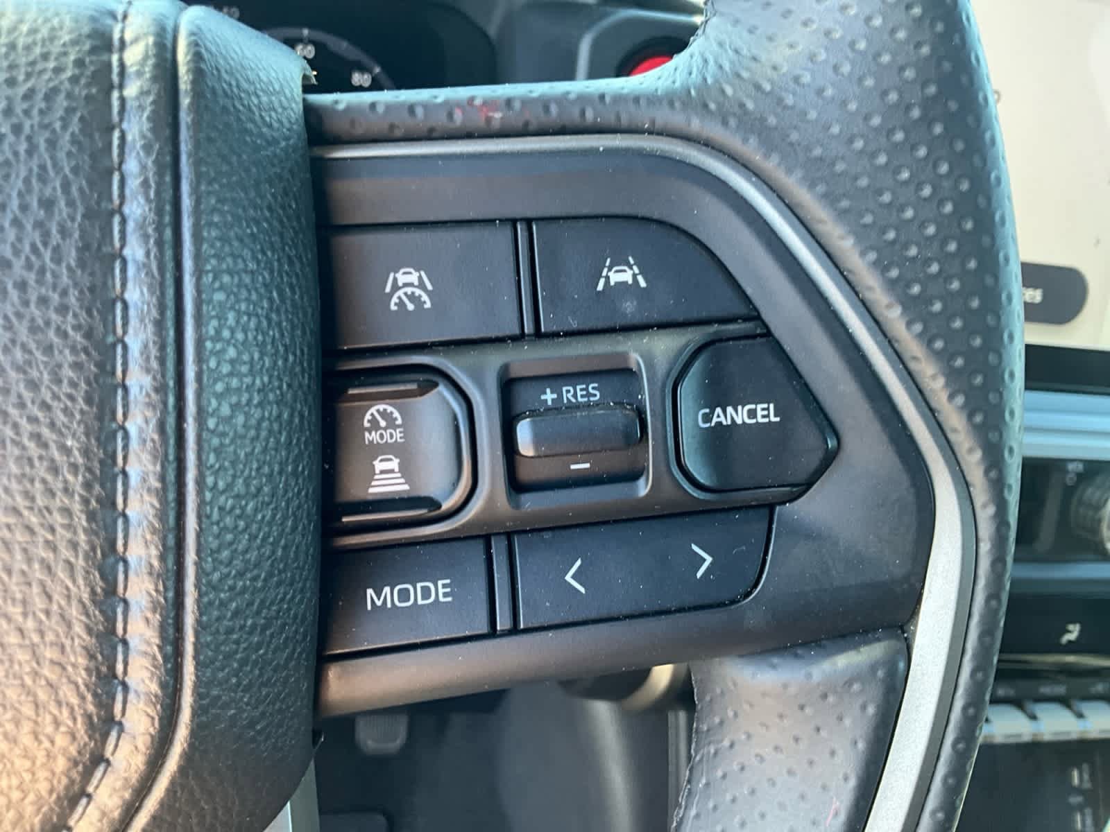 Used 2025 Toyota 4Runner TRD Off-Road Premium w/ Tow Technology Package AWD/4WD image 23