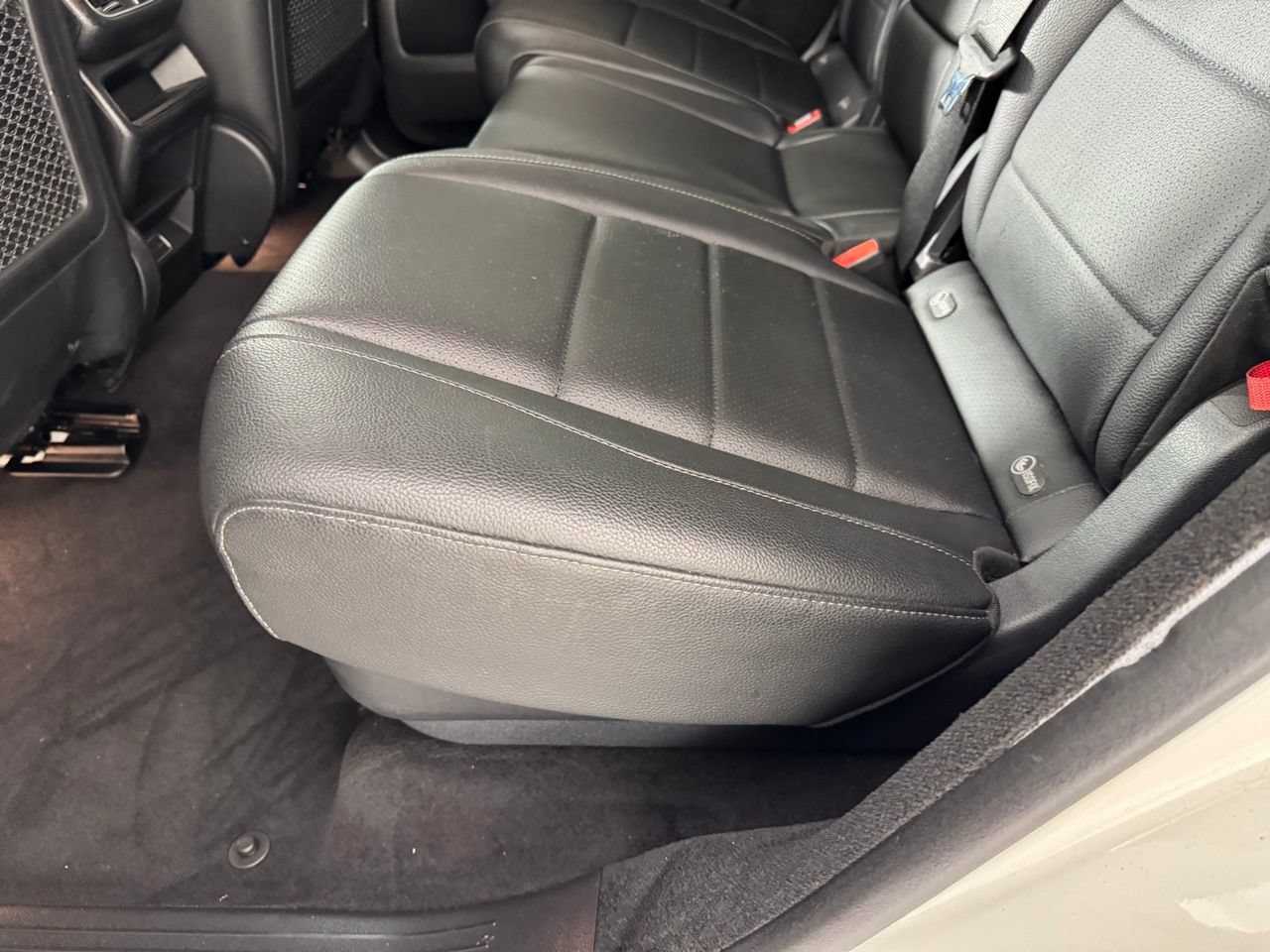 Used 2024 Mercedes-Benz GLE 350 4MATIC image 32