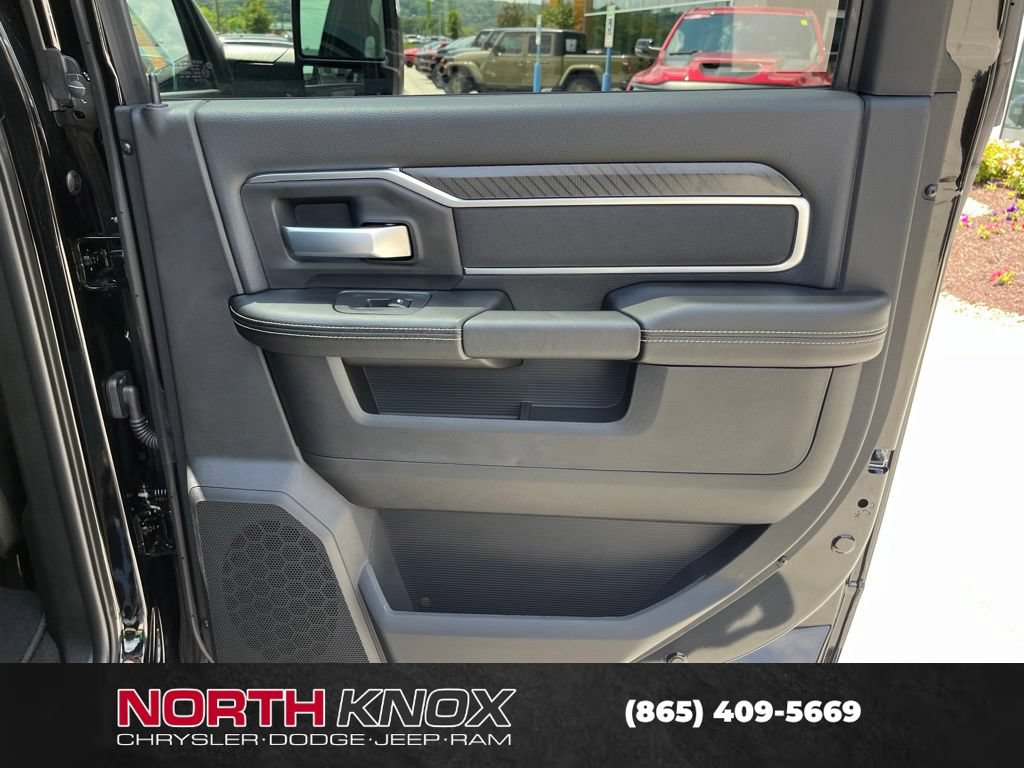 New 2026 RAM 3500 Big Horn AWD/4WD image 26