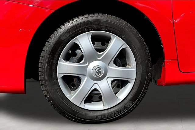 Used 2010 Toyota Matrix FWD image 32