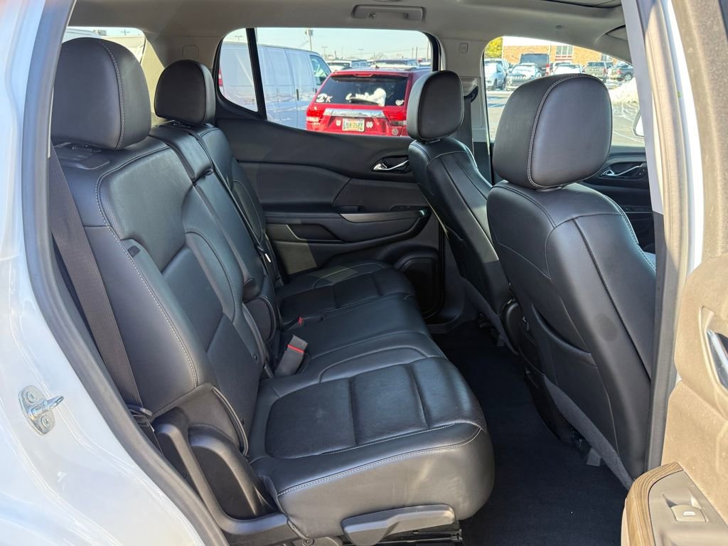 Used 2022 GMC Acadia SLT image 13