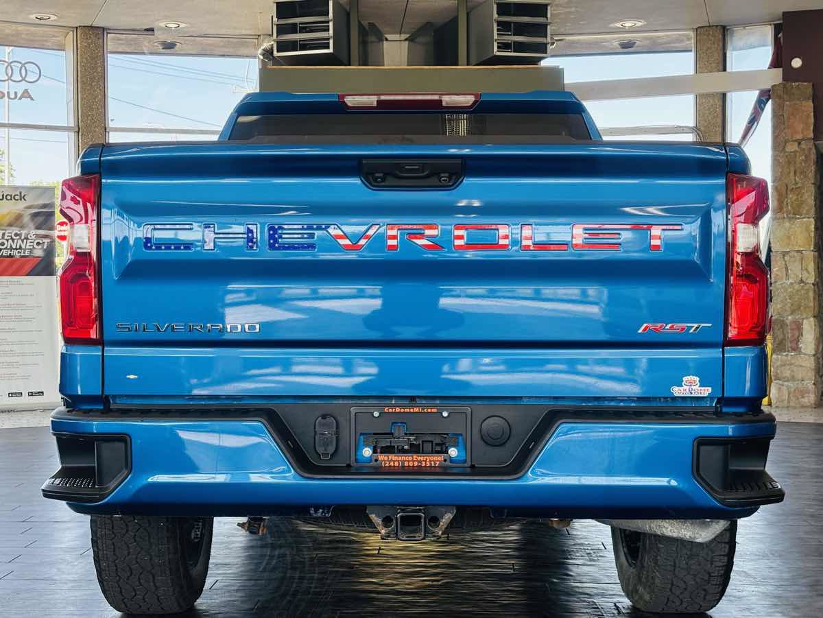 Used 2022 Chevrolet Silverado 1500 RST AWD/4WD image 12
