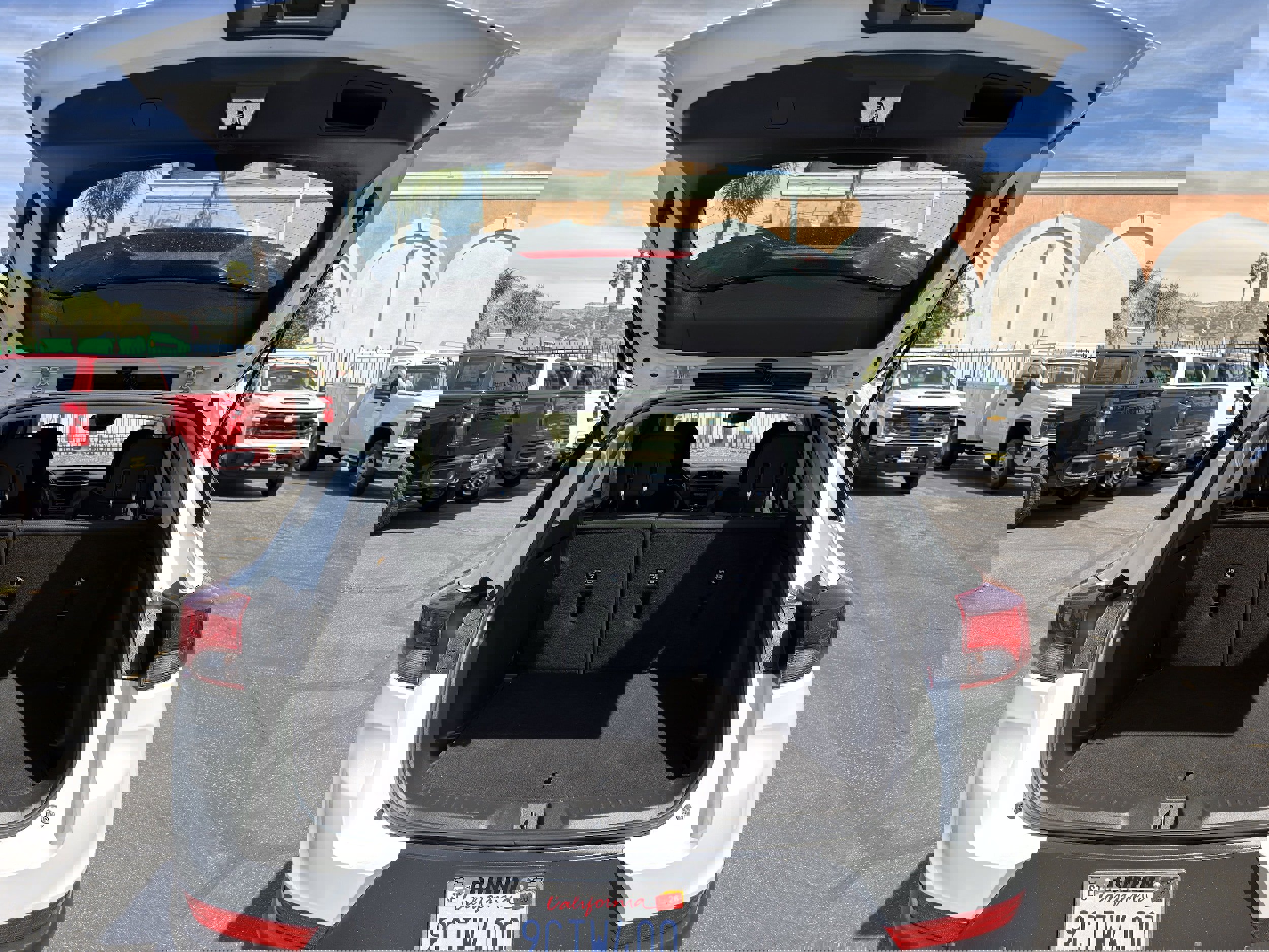 Used 2022 Chevrolet TrailBlazer LS FWD image 14