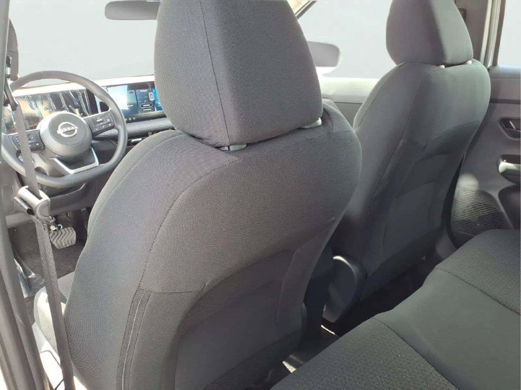 New 2027 Nissan Kicks S FWD image 13