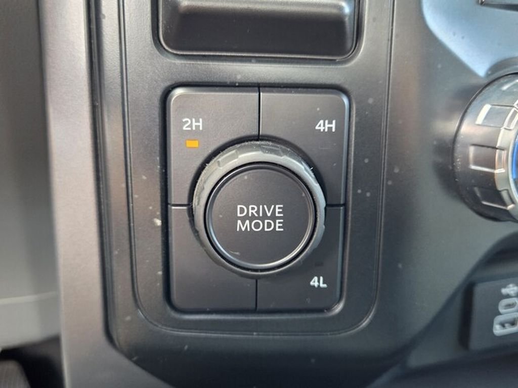 Used 2025 Ford F150 XLT w/ Equipment Group 301A Standard AWD/4WD image 24