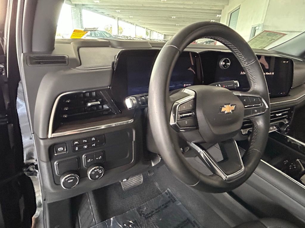 Used 2025 Chevrolet Tahoe LS image 19