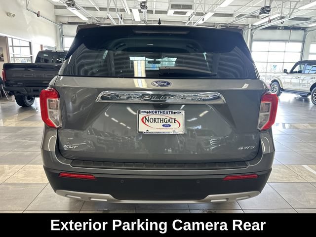 Used 2023 Ford Explorer XLT w/ Equipment Group 202A AWD/4WD image 14