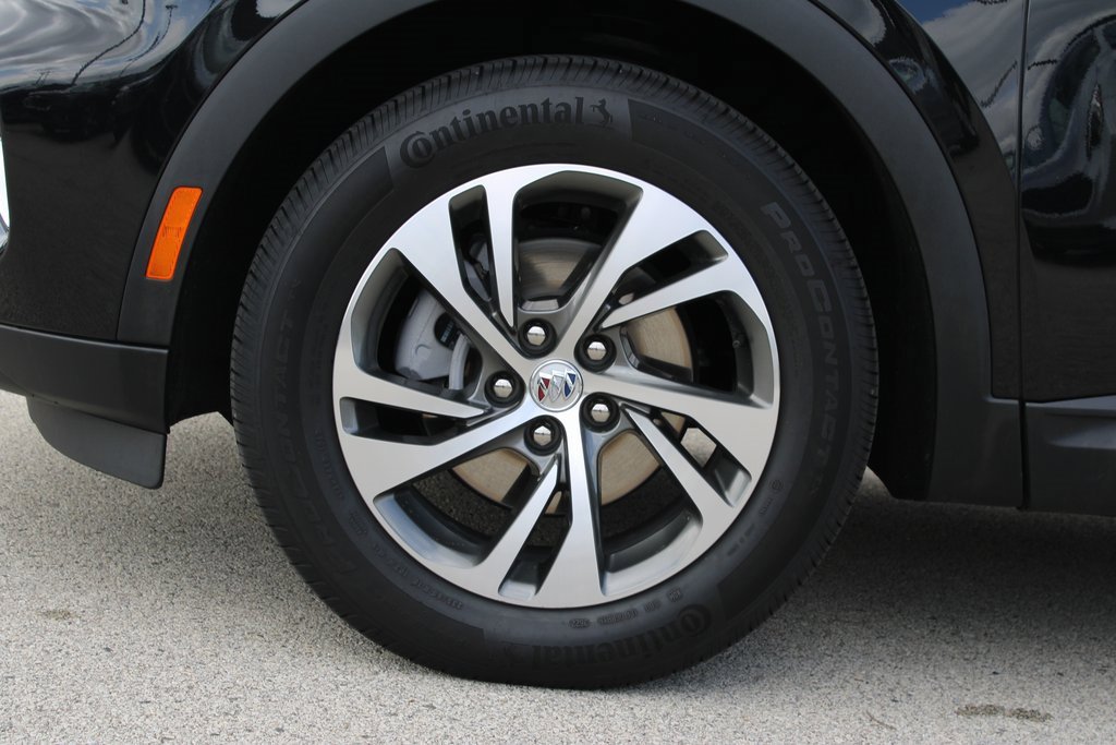 Used 2023 Buick Envision Essence image 29