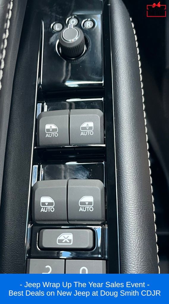 New 2025 Jeep Wagoneer L Series II image 7