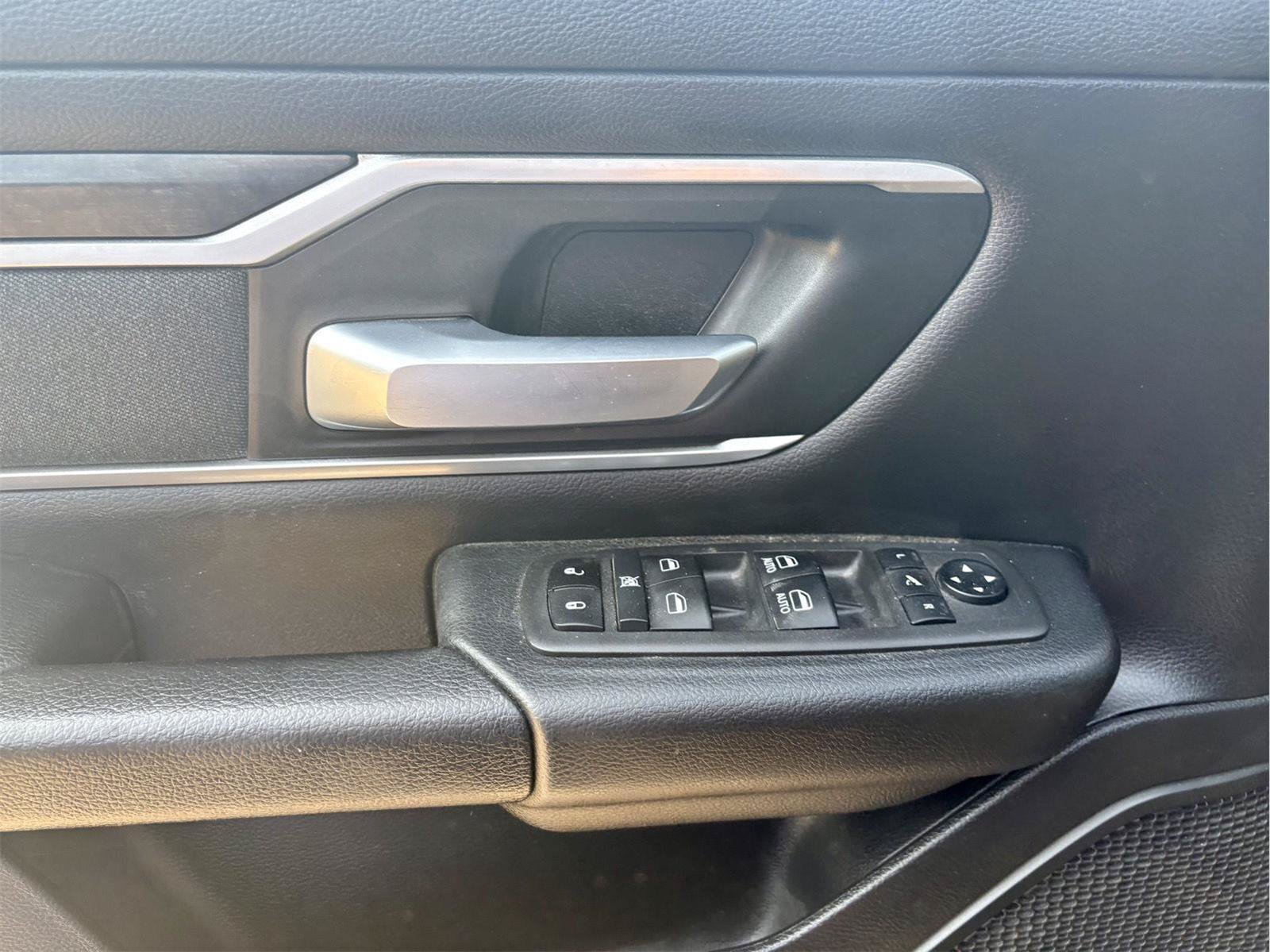 Used 2021 RAM 1500 Big Horn AWD/4WD image 17