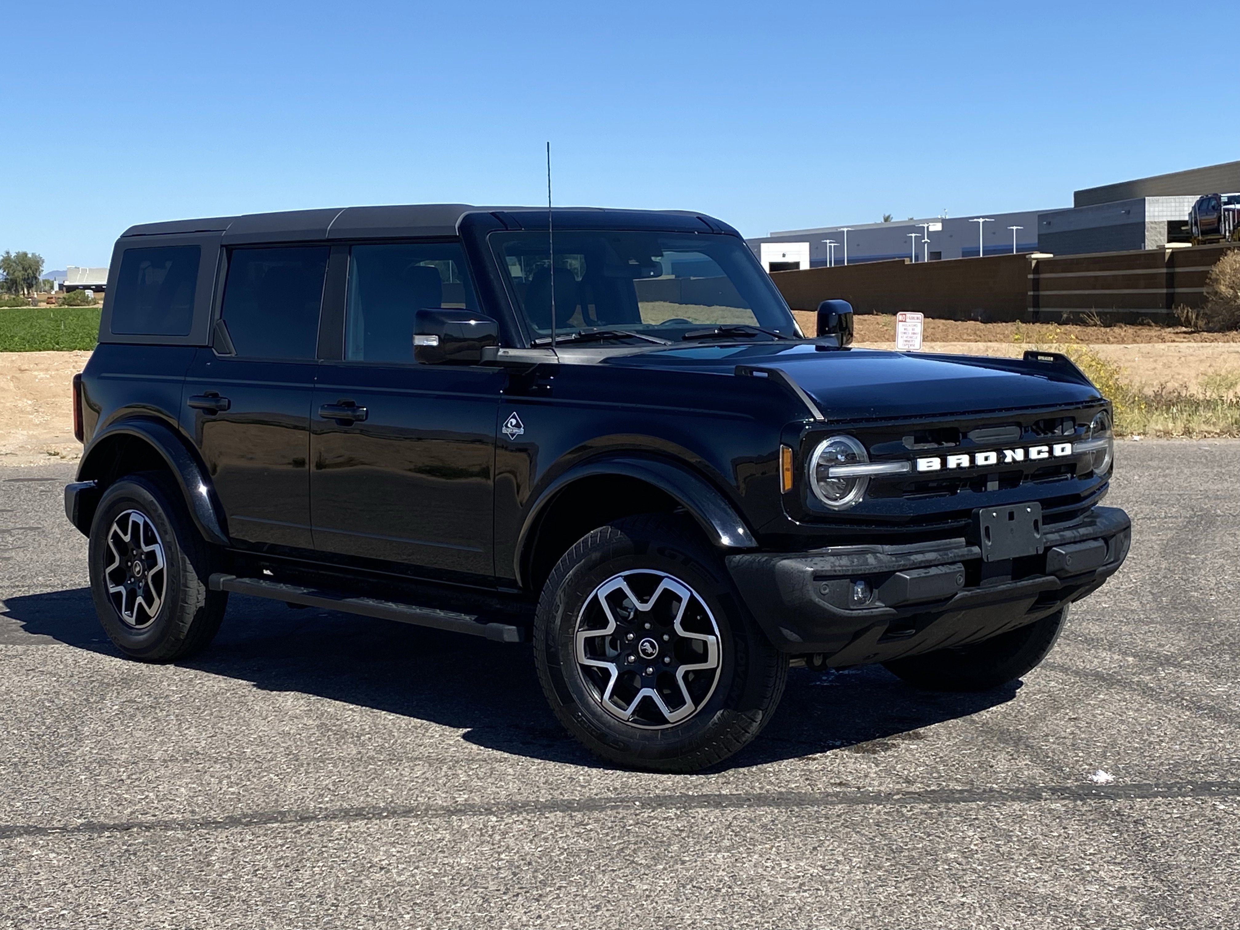 Used 2022 Ford Bronco Outer Banks image 32