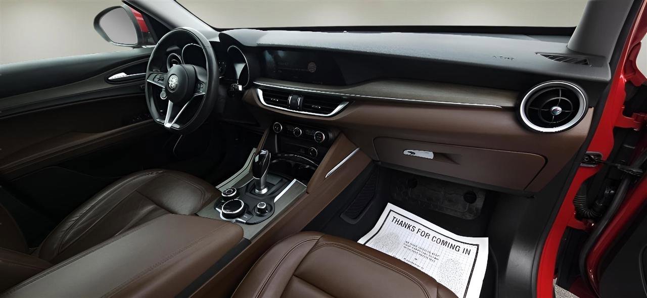 Used 2018 Alfa Romeo Stelvio Ti AWD/4WD image 45