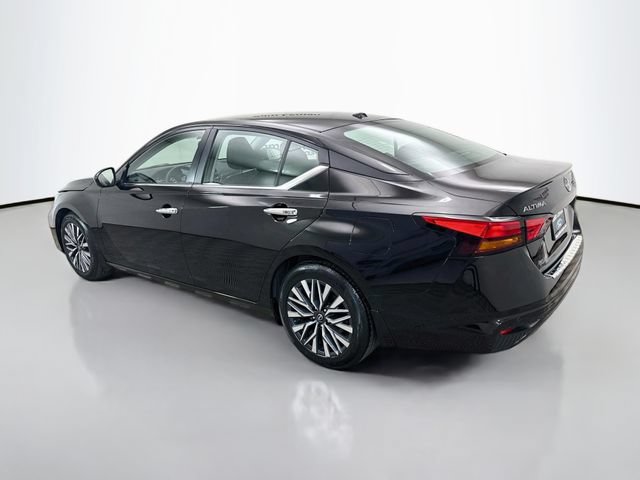 Used 2023 Nissan Altima 2.5 SV FWD image 5