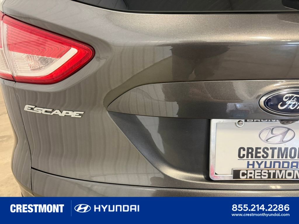 Used 2016 Ford Escape S image 11