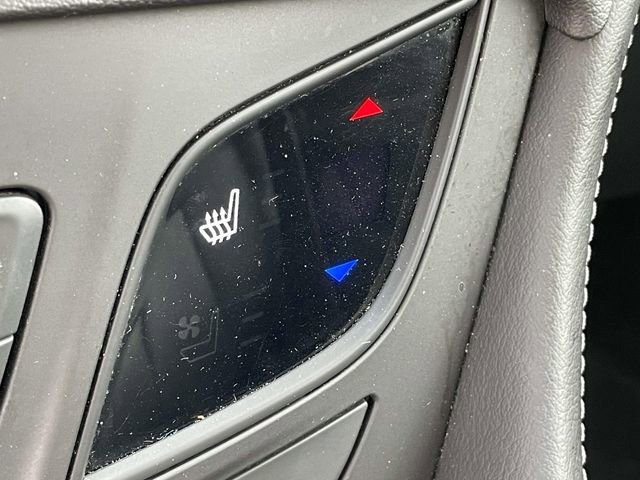 Used 2020 Buick Envision Essence image 11