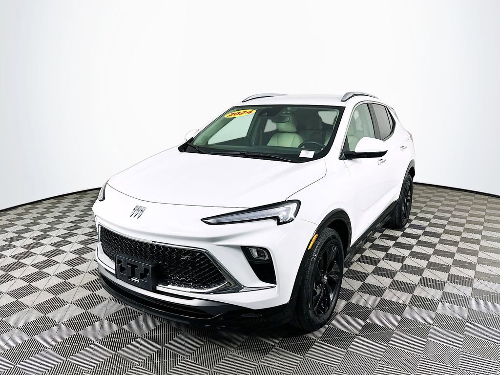 Used 2024 Buick Encore GX Sport Touring image 5