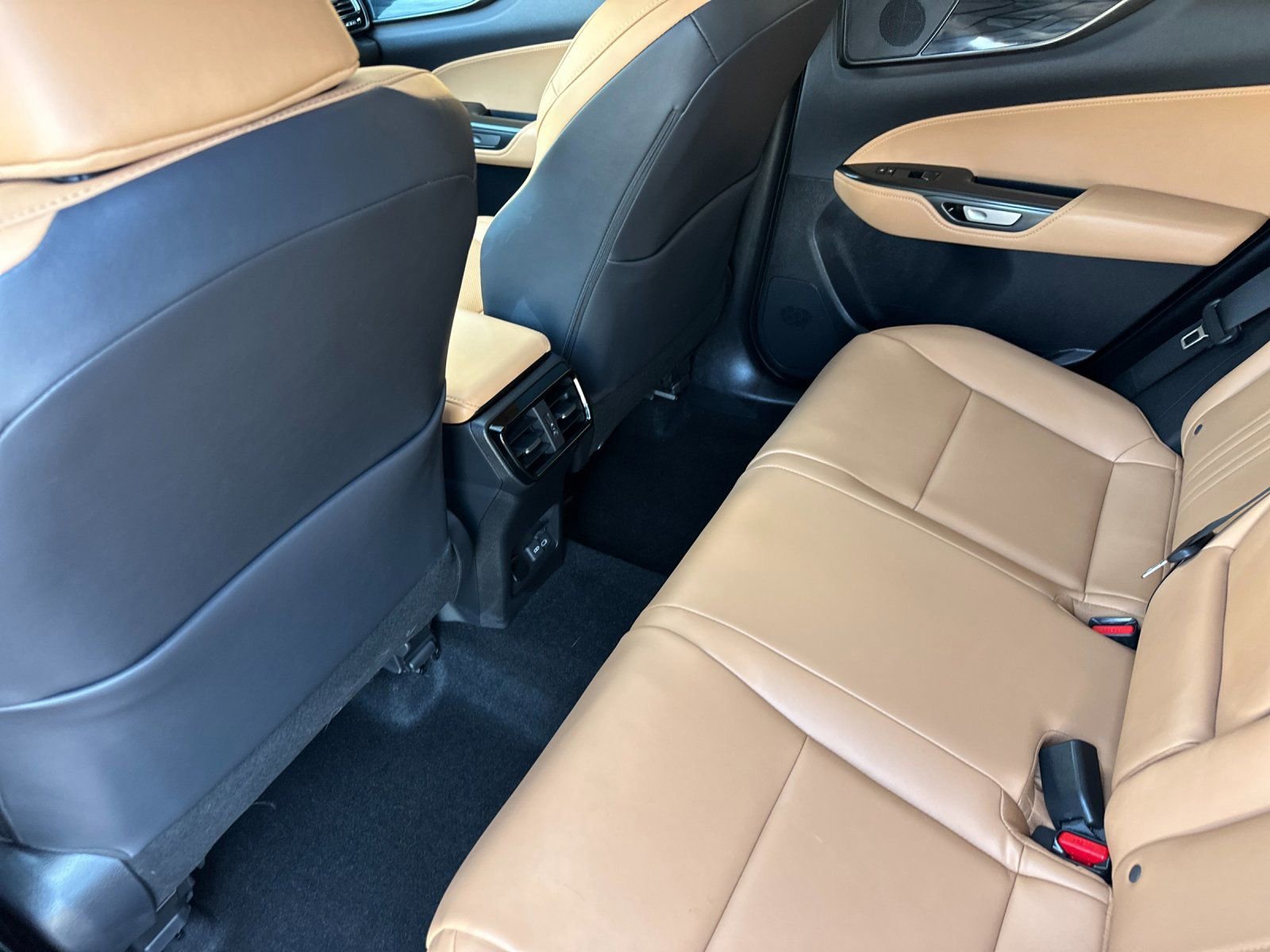 Used 2025 Lexus NX 350h AWD w/ Accessory Package (P5) image 13
