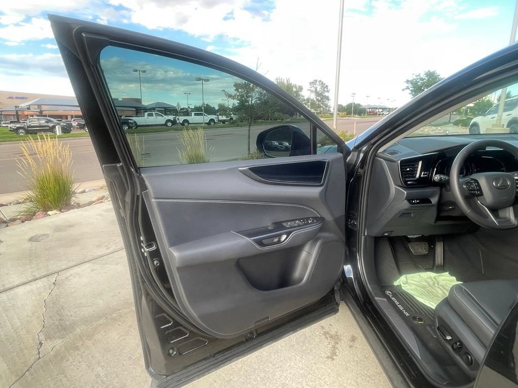 Used 2026 Lexus NX 350 AWD w/ Accessory Package (Z1) image 11