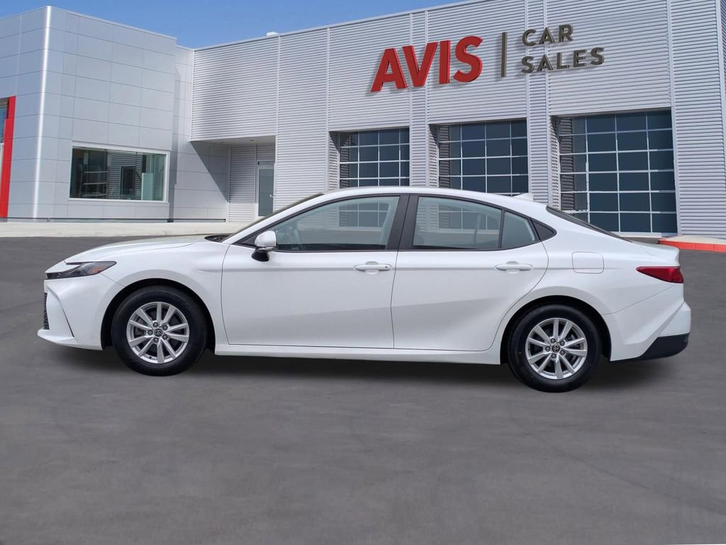 Used 2025 Toyota Camry LE FWD image 10