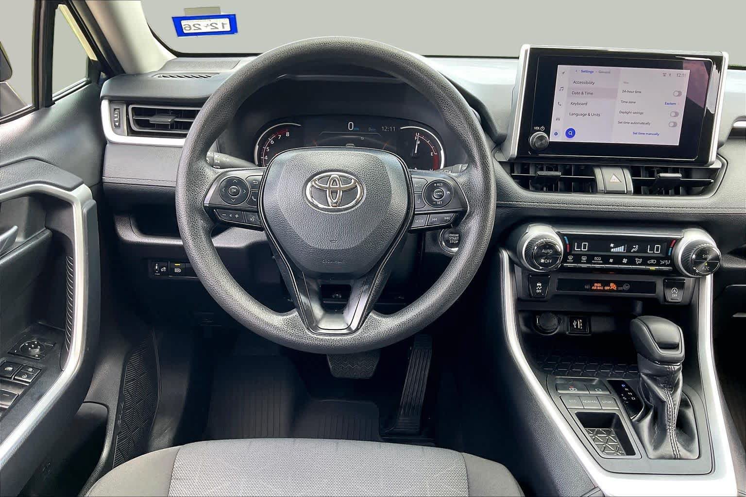 Used 2025 Toyota RAV4 XLE FWD image 6