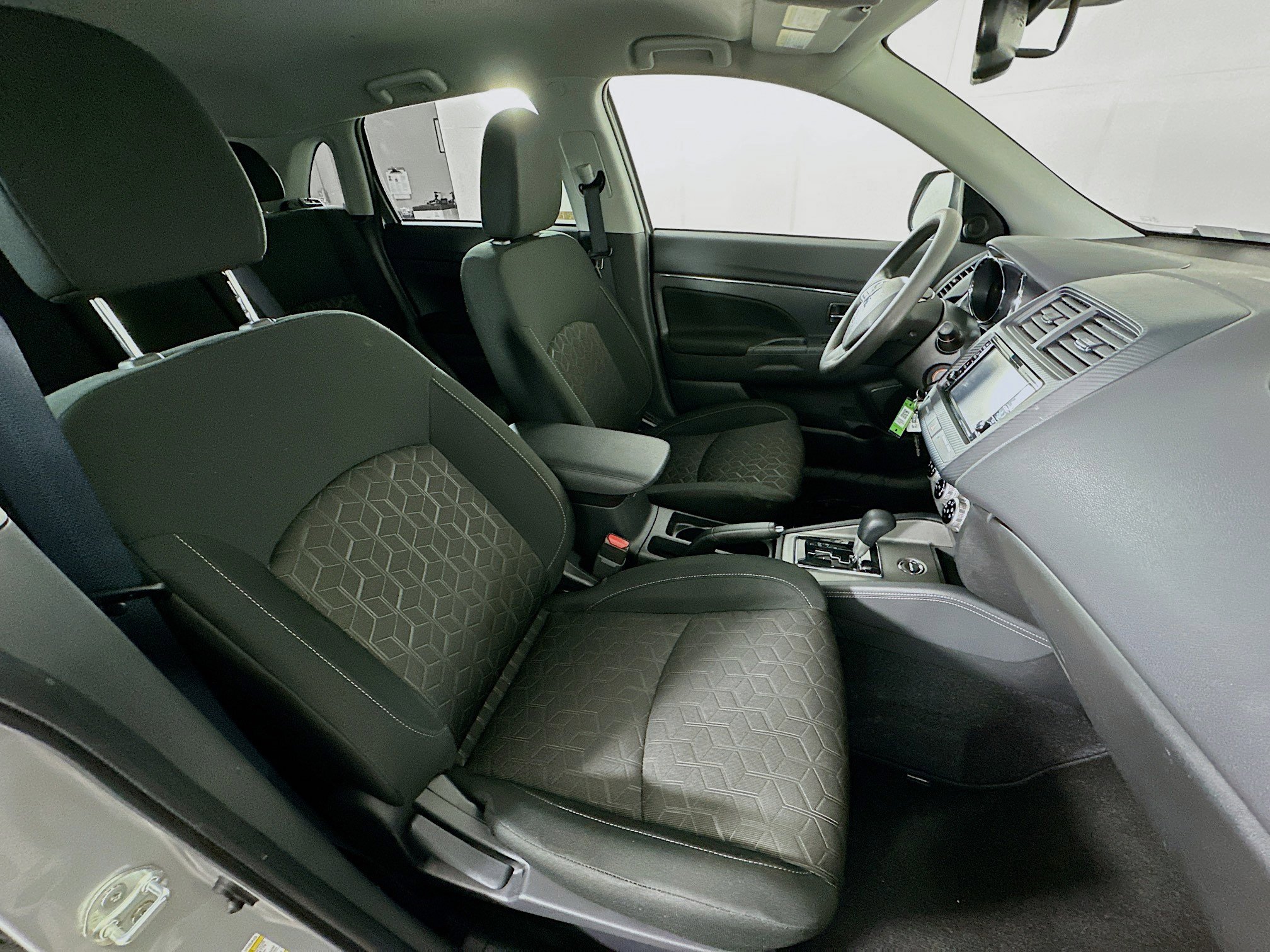 Used 2025 Mitsubishi Outlander Sport ES image 28