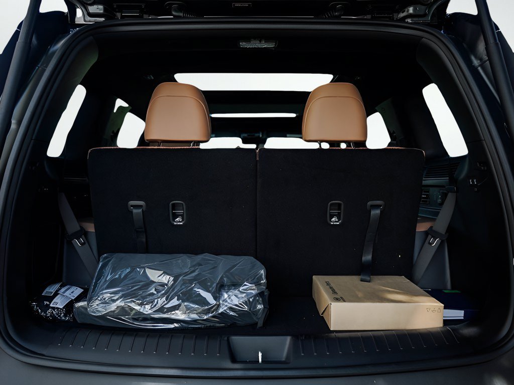 New 2026 Hyundai Santa Fe Limited AWD/4WD image 8