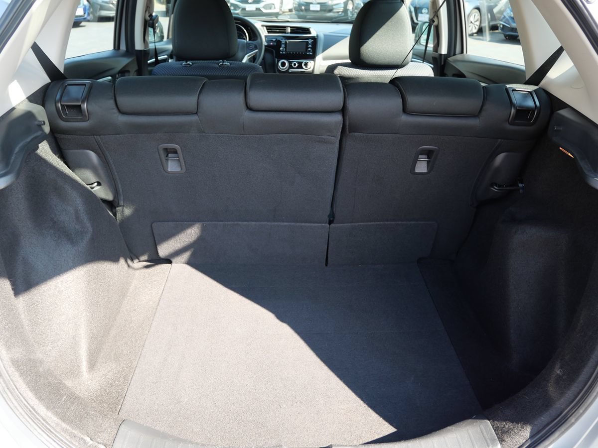 Used 2020 Honda Fit LX image 35