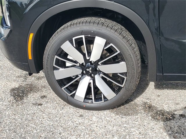 New 2025 Mitsubishi Outlander AWD image 4