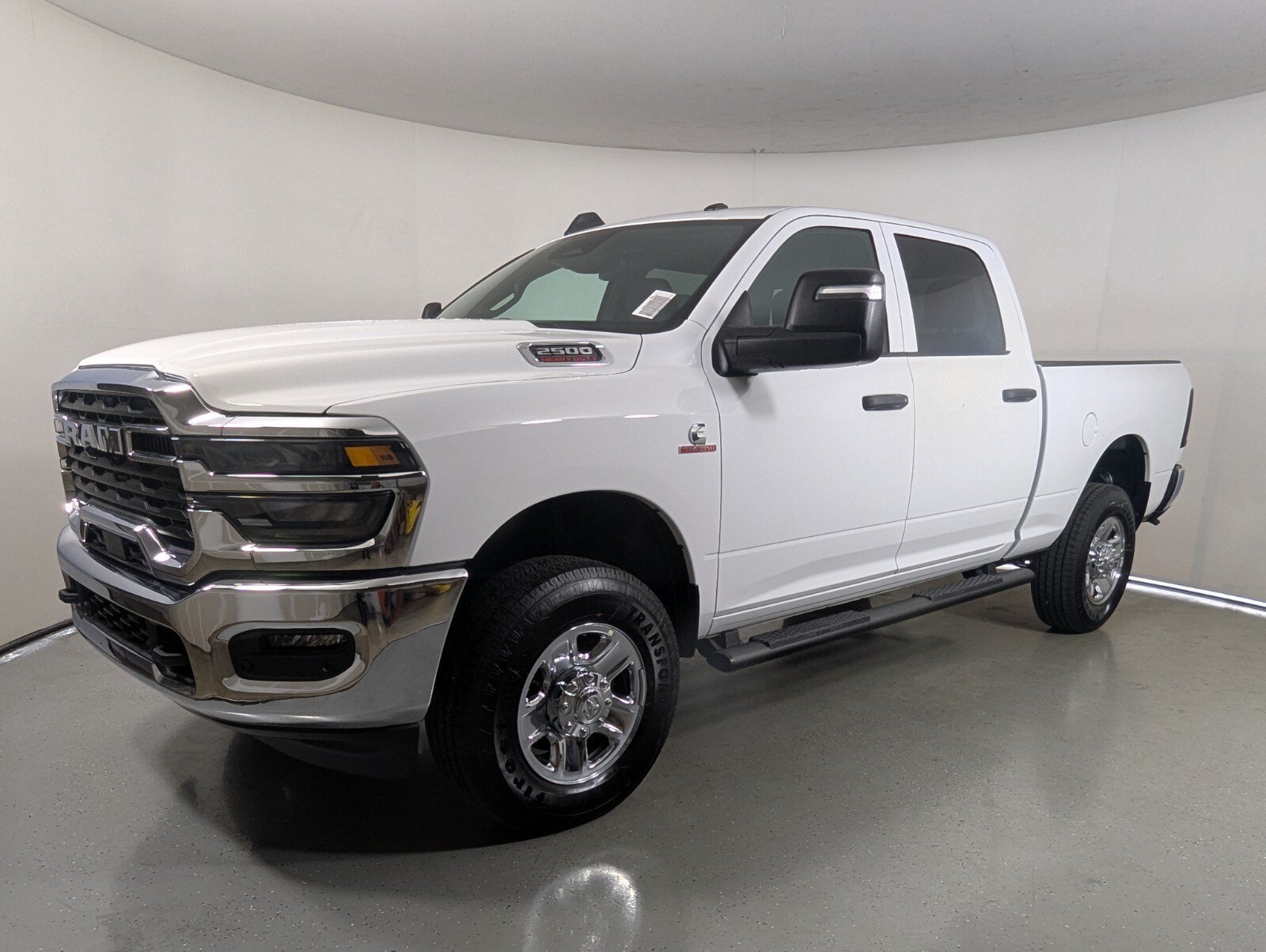 New 2026 RAM 2500 Tradesman AWD/4WD image 3
