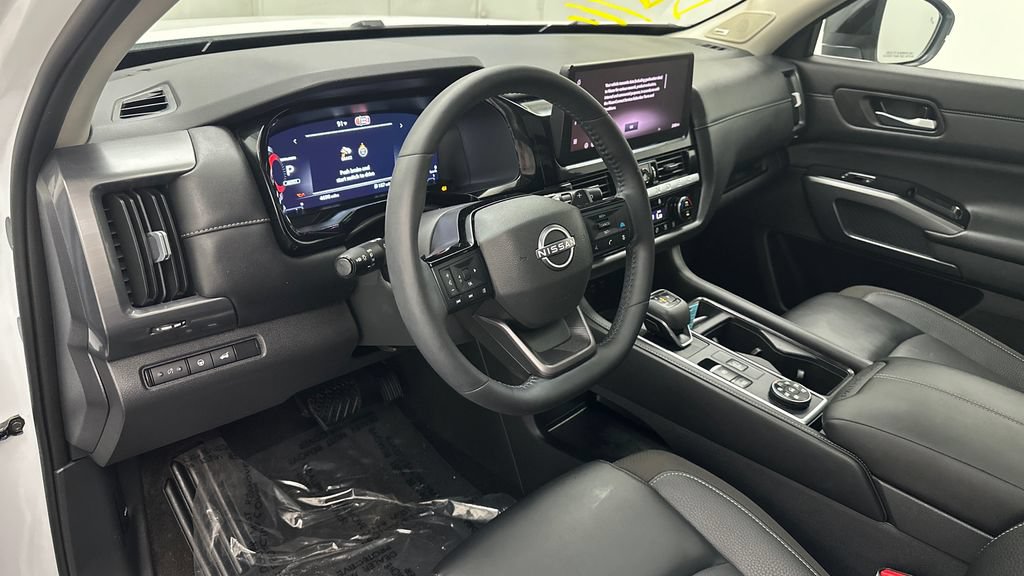 New 2026 Nissan Pathfinder SL w/ SL Premium Package AWD/4WD image 18