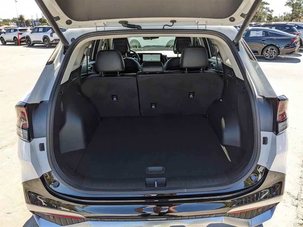 Certified 2025 Kia Sportage SX image 13