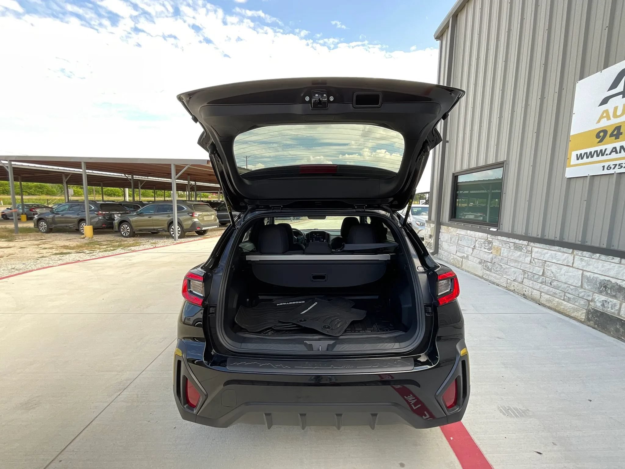 Used 2025 Subaru Crosstrek 2.5i Sport w/ Crosstrek Mirror Package AWD/4WD image 14