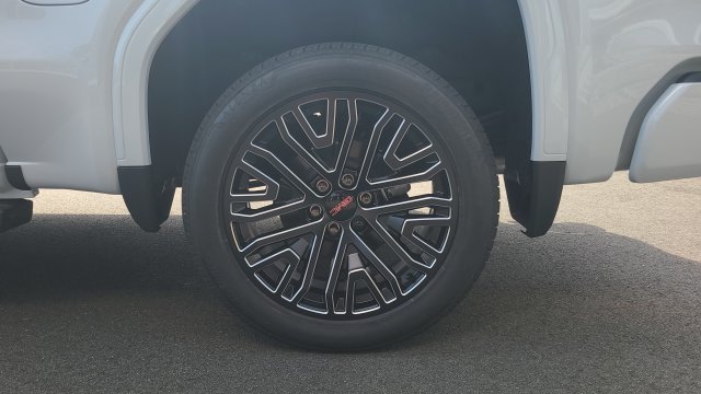 New 2026 GMC Sierra 1500 Denali AWD/4WD image 9
