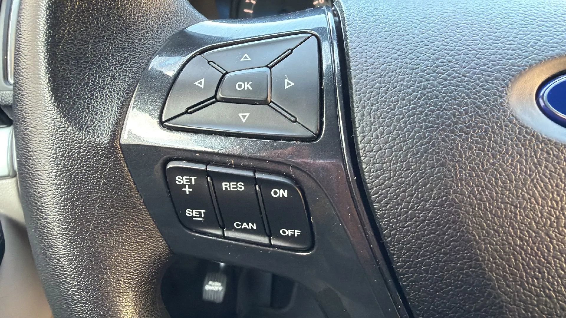 Used 2018 Ford Explorer 4WD image 12