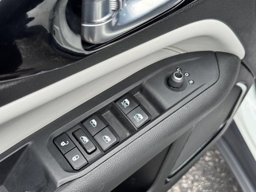 Used 2024 Jeep Compass Limited AWD/4WD image 15