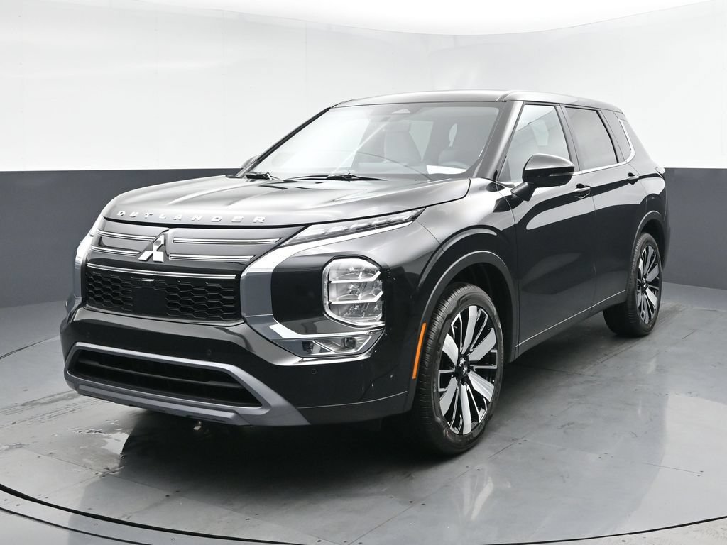 New 2026 Mitsubishi Outlander SE FWD 360° Tour