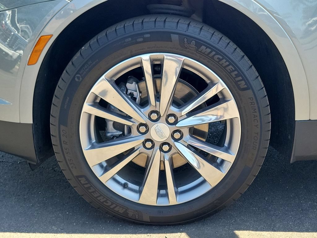 Certified 2024 Cadillac XT5 Premium Luxury FWD image 33