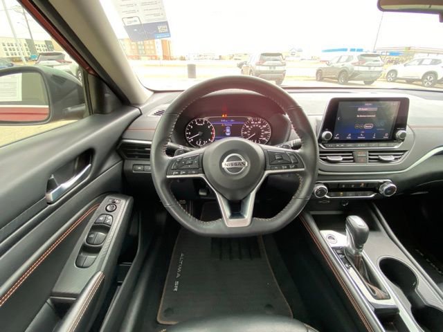 Certified 2022 Nissan Altima 2.5 SR image 12