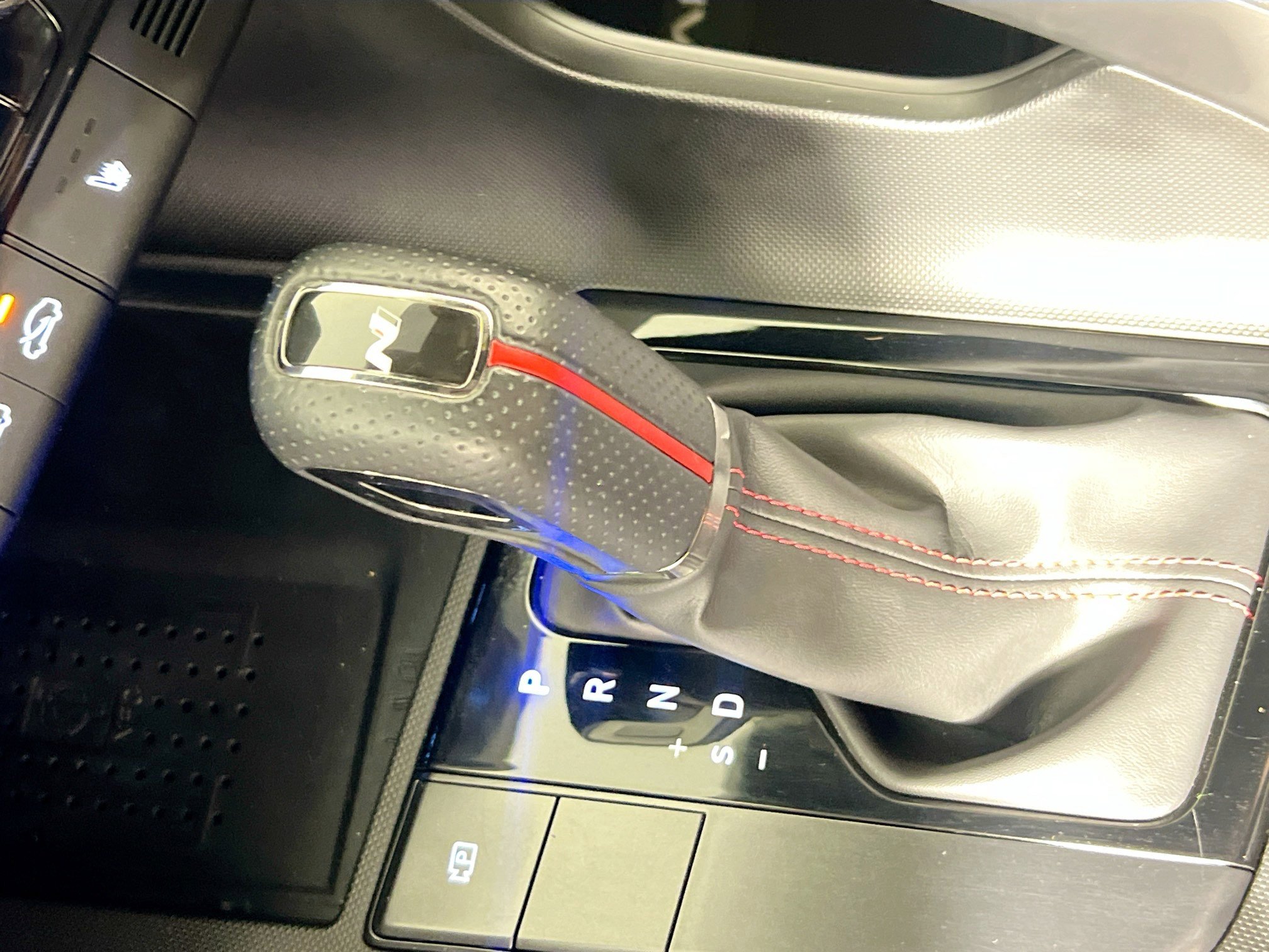 Used 2023 Hyundai Elantra N Line image 25