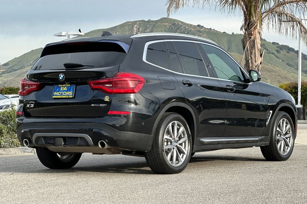 Used 2019 BMW X3 xDrive30i w/ Premium Package image 3