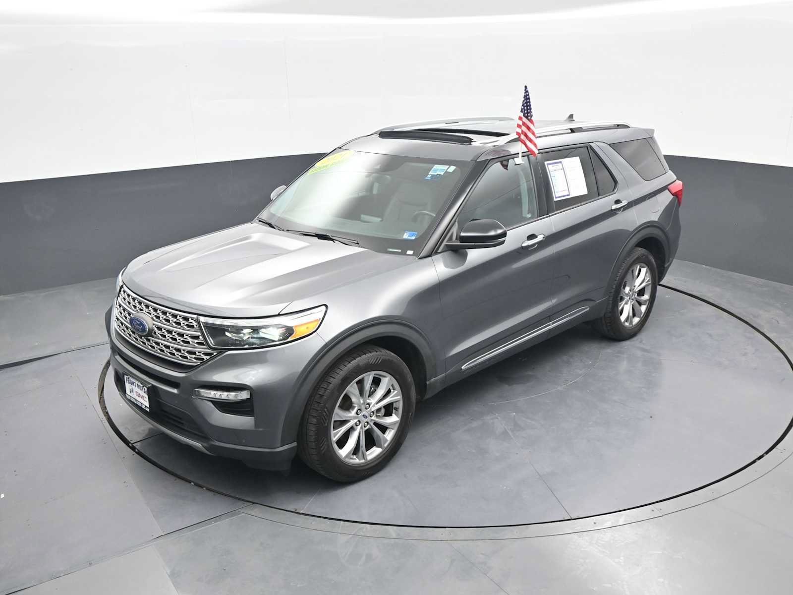 Used 2021 Ford Explorer Limited w/ Equipment Group 301A AWD/4WD image 37