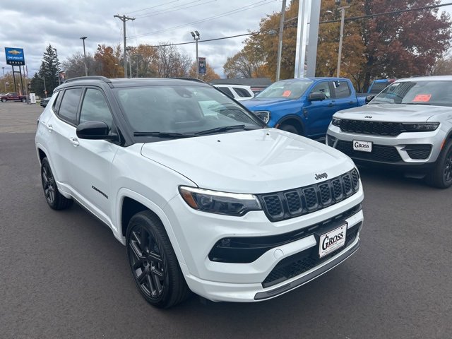 New 2025 Jeep Compass Limited w/ High Altitude Package image 2