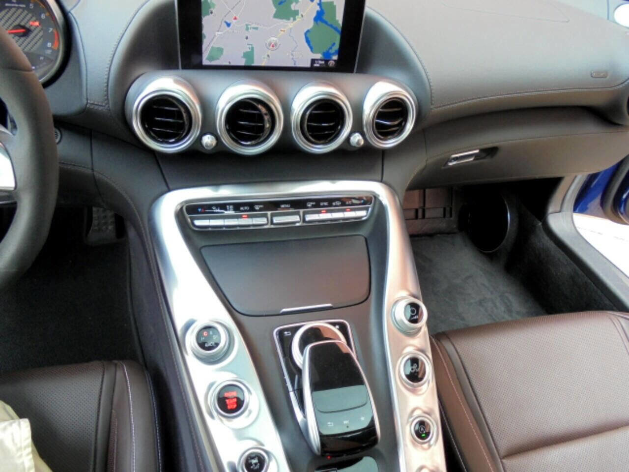 Used 2018 Mercedes-Benz AMG GT S image 41