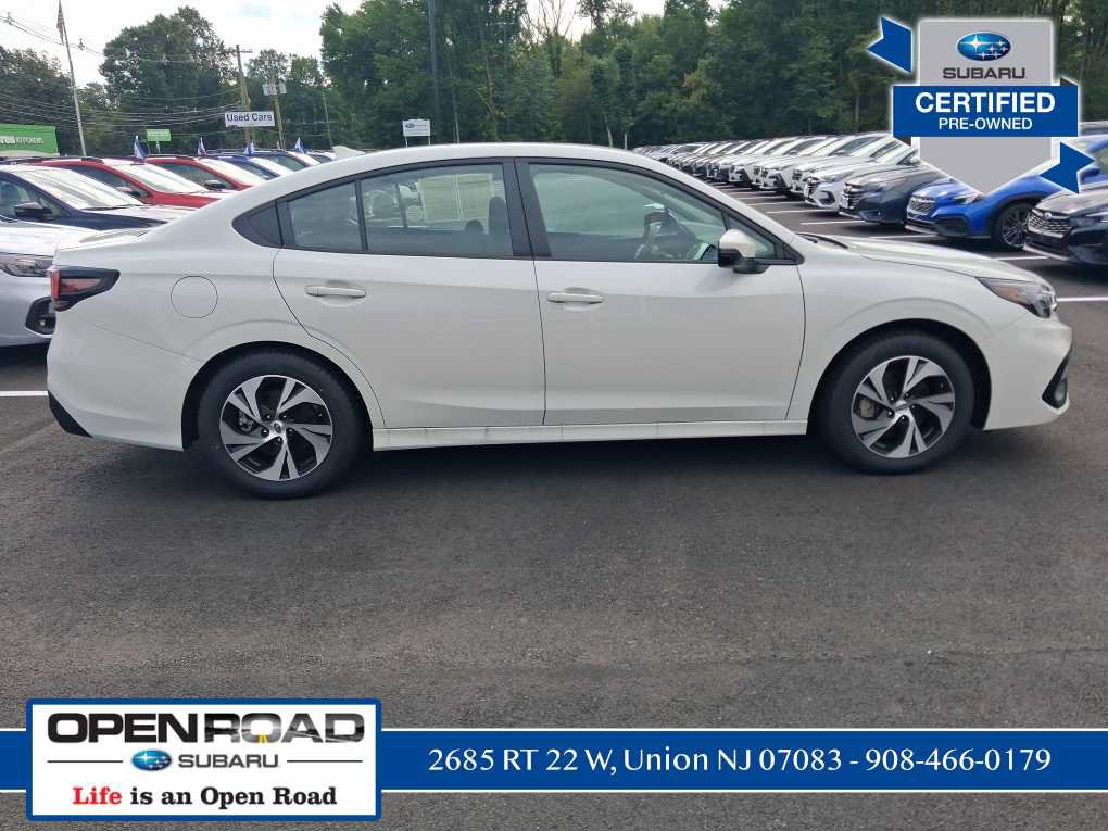 Used 2025 Subaru Legacy Premium AWD/4WD image 2