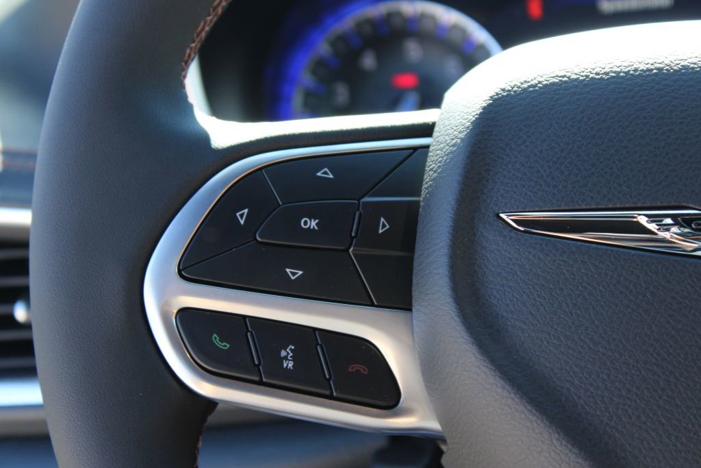 New 2026 Chrysler Pacifica Pinnacle image 30