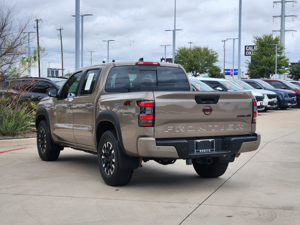 Used 2024 Nissan Frontier PRO-4X w/ Technology Package AWD/4WD image 3