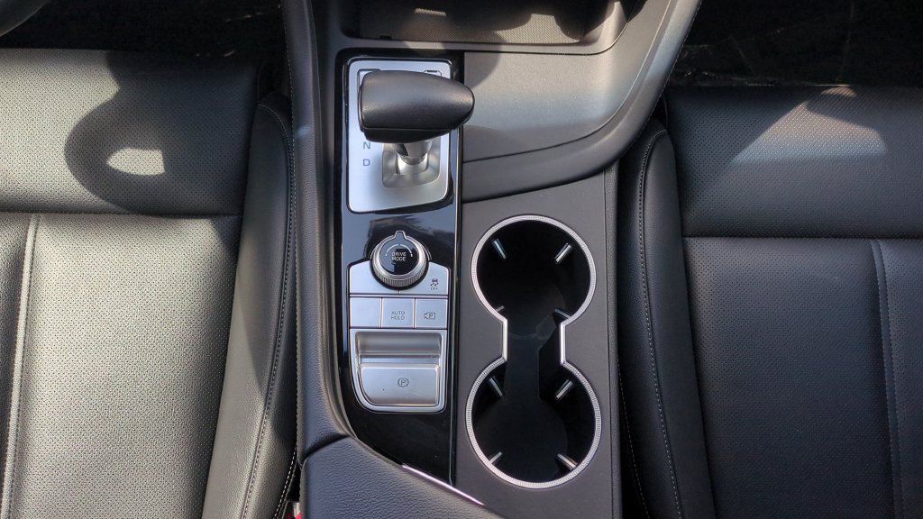 Used 2022 Genesis G70 2.0T RWD image 14