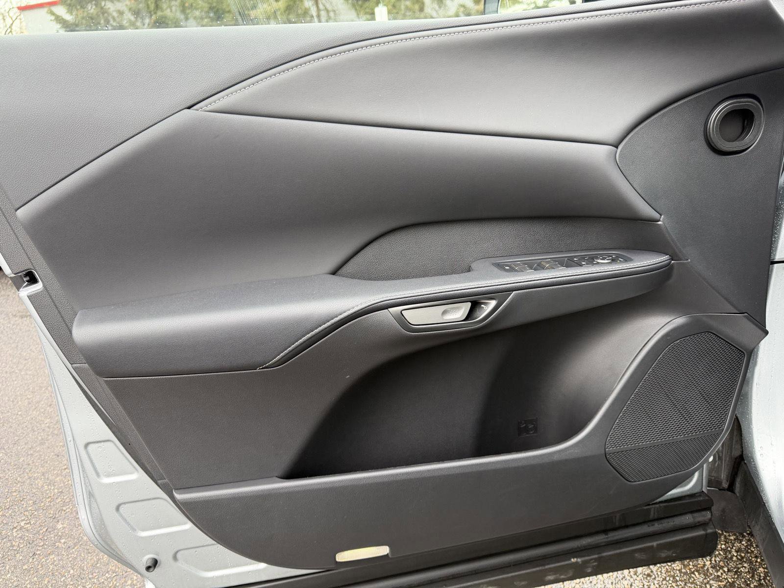 Used 2025 Lexus RX 350 Premium w/ Accessory Package image 12