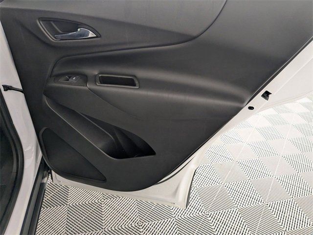 Used 2018 Chevrolet Equinox LT image 31
