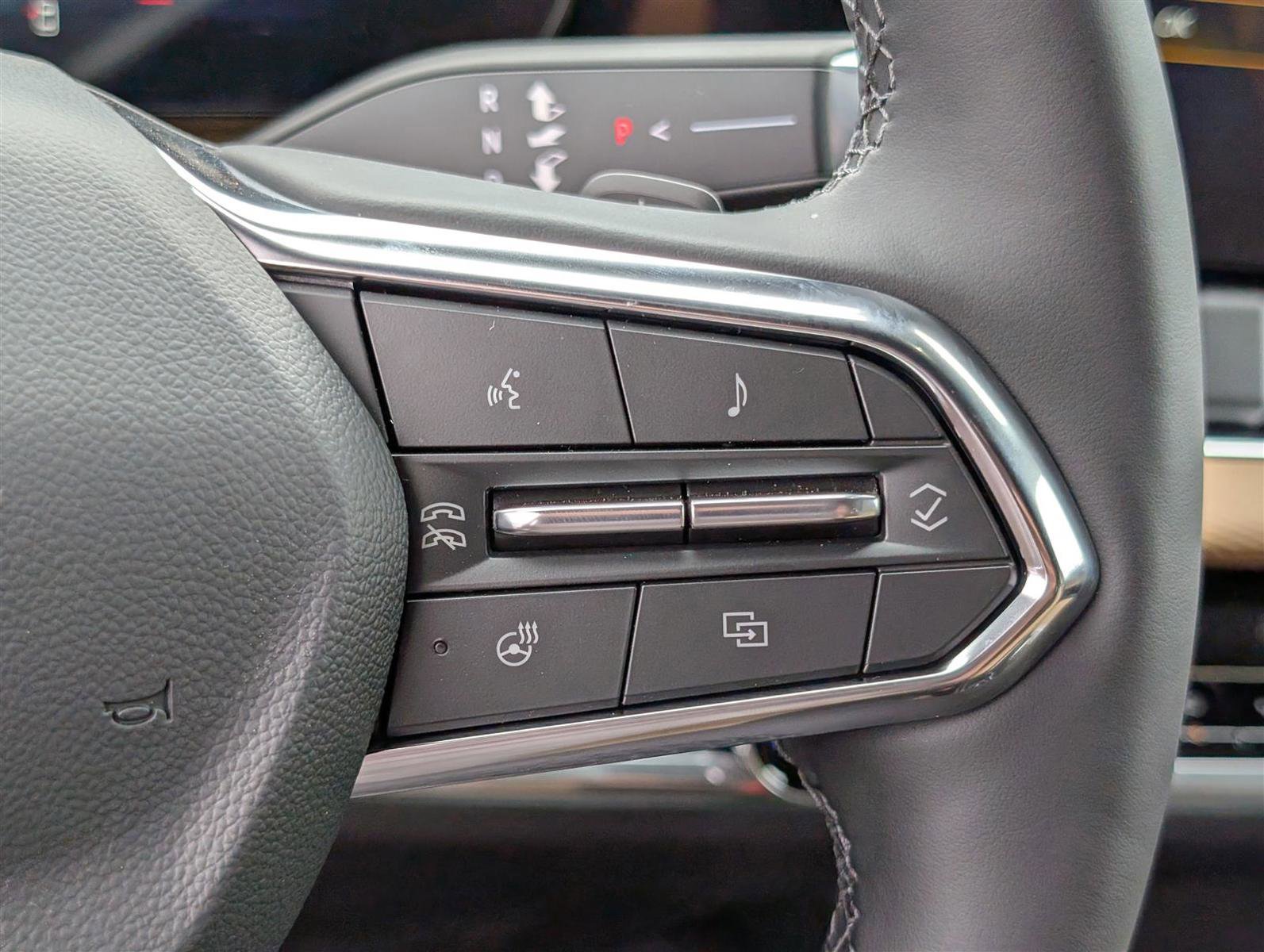 New 2026 Chevrolet Equinox ACTIV w/ Convenience Package III image 20